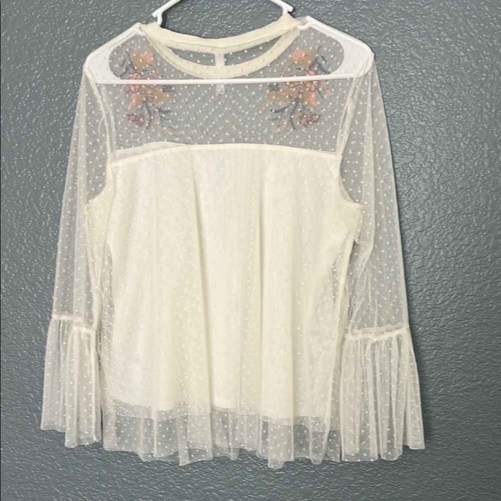 ***On hold***Xhilaration // Embroidered Sheer Cream Top size Medium - Picture 7 of 12